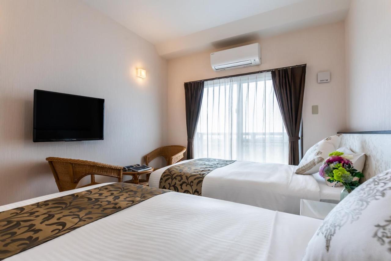 Aparthotel Mr.Kinjo Mighty One Miyakojima Extérieur photo