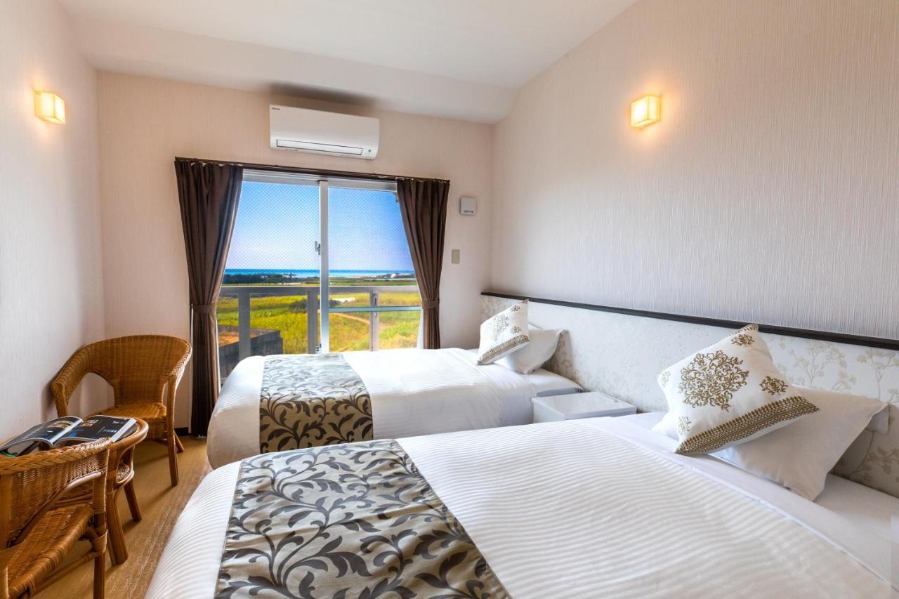 Aparthotel Mr.Kinjo Mighty One Miyakojima Extérieur photo